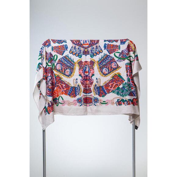 Hermès Sous L'Egide de Mars Cashmere Silk Shawl Scarf - Picture 5 of 7